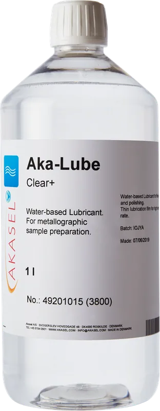 Akasel Aka-Lube Clear+ i en genomskinlig 1-litersflaska, vattenbaserat smörjmedel för finslipning och polering med tunn smörjfilmstjocklek.