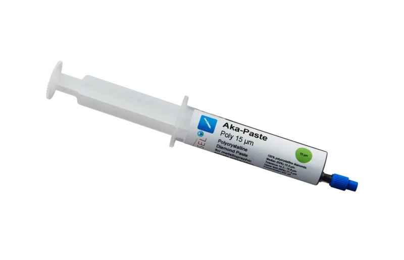 Akasel Aka-Paste Poly 15 µm – Polykristallin diamantpasta i en praktisk 10 ml tub med 500 ct/l koncentration, idealisk för jämn materialavverkning och utmärkt ytfinish vid krävande metallografiska applikationer.