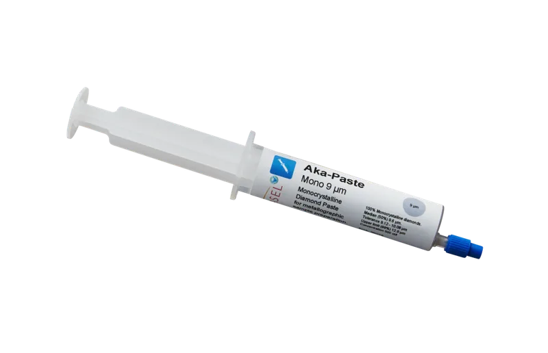 Akasel Aka-Paste Mono 9 µm – Monokristallin diamantpasta i en praktisk 10 ml tub med 500 ct/l koncentration, utvecklad för reproducerbara resultat vid krävande metallografiska applikationer.